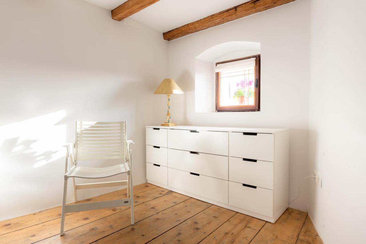 Apartment Villa Irena Great For A Family Holiday With Free Parking And Ev Station Ajdovščina Bagian luar foto