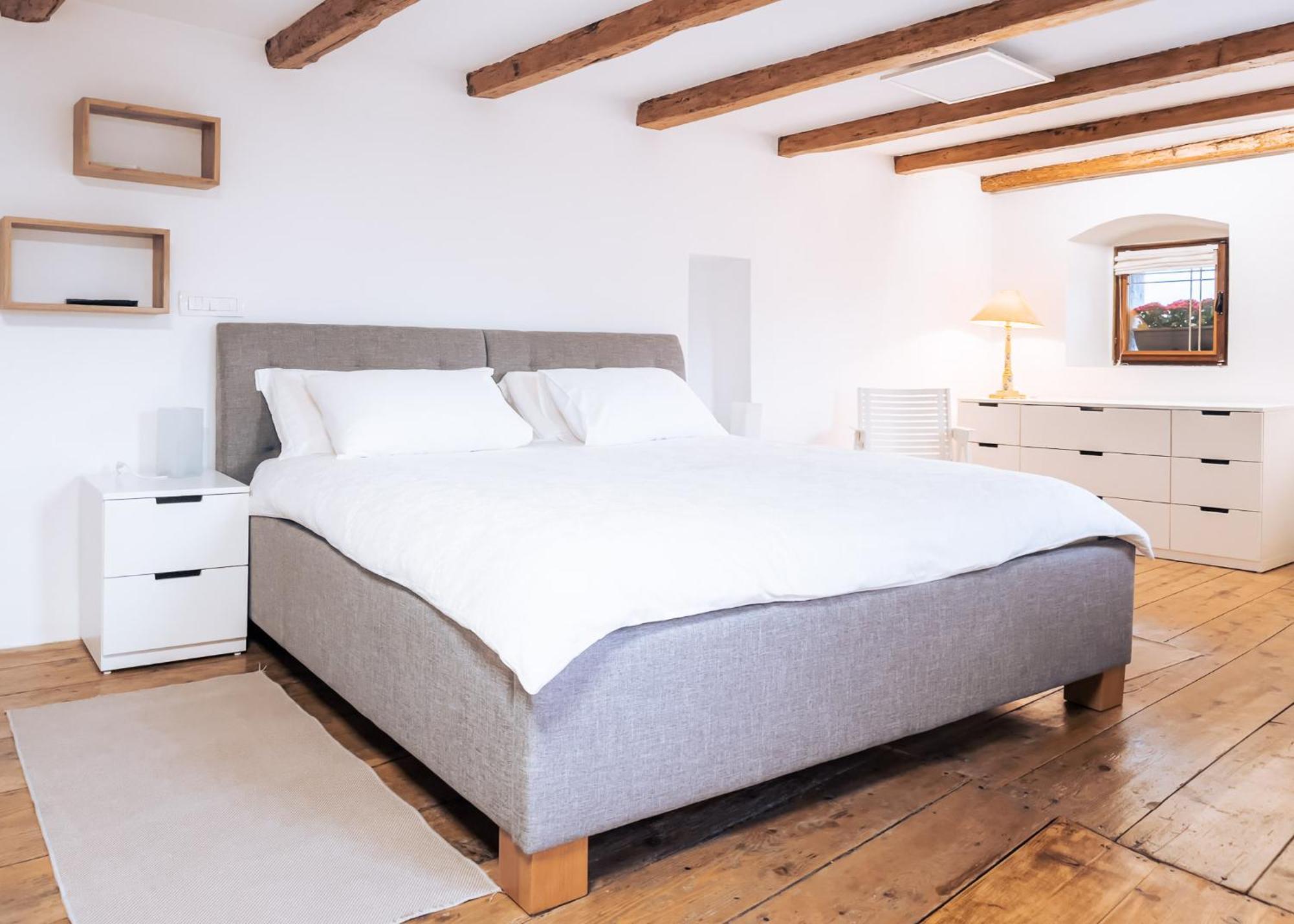 Apartment Villa Irena Great For A Family Holiday With Free Parking And Ev Station Ajdovščina Bagian luar foto